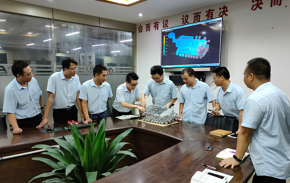 通過(guò)不斷實(shí)踐探索，完善改良設計理論與設計思維， 在壓鑄模具研發(fā)領(lǐng)域形成了強大的競爭力。